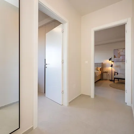 D-apartment - With Garage And Balcony Lejlighed Zadar