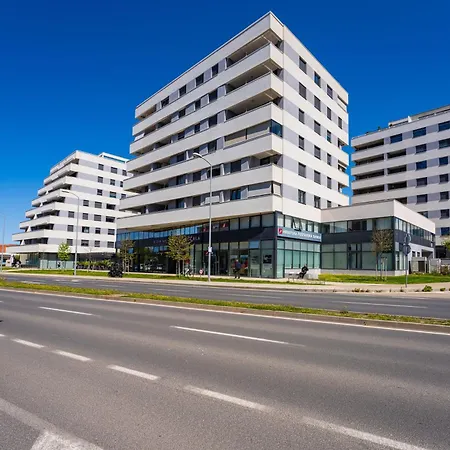 Apartman D-apartment - With Garage And Balcony