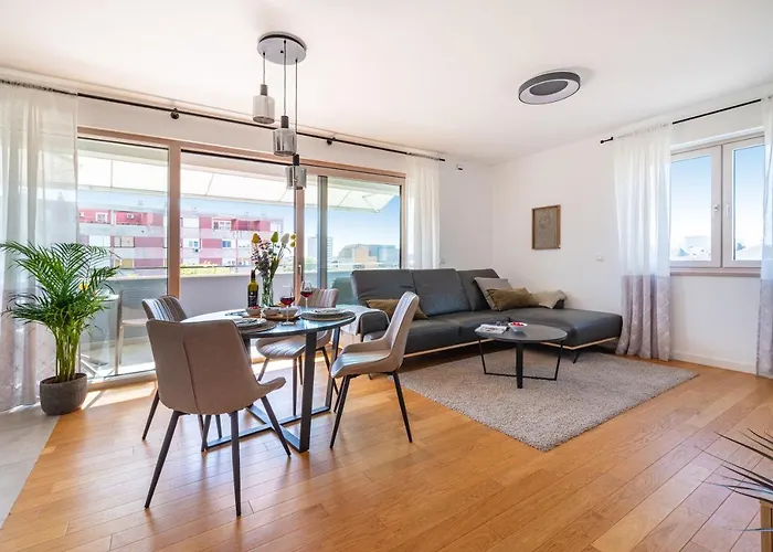 D-apartment - With Garage And Balcony *