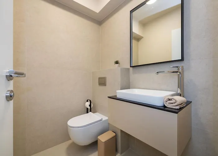 D-apartment - With Garage And Balcony