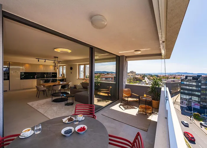 D-apartment - With Garage And Balcony Apartment Zadar