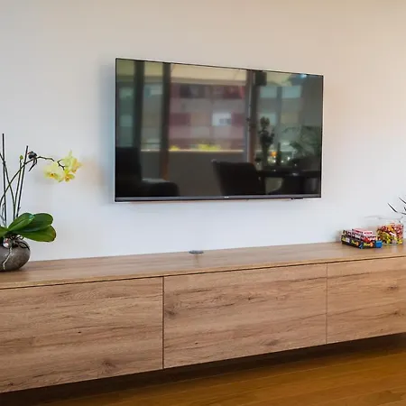 Appartamento D-apartment - With Garage And Balcony *