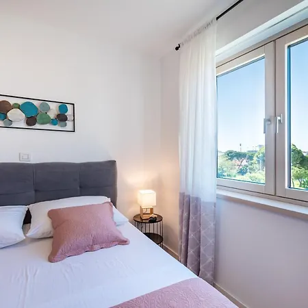 Appartamento D-apartment - With Garage And Balcony *