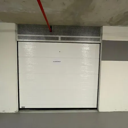 D-apartment - With Garage And Balcony