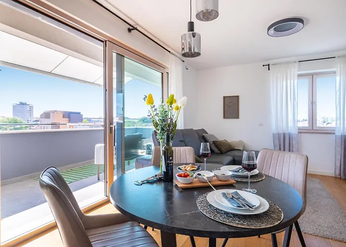 Apartmán D-apartment - With Garage And Balcony *