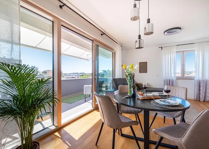 Apartman D-apartment - With Garage And Balcony