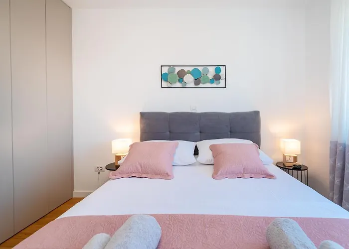 公寓 D-apartment - With Garage And Balcony 扎达尔