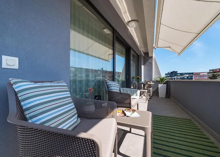 D-apartment - With Garage And Balcony * Zadar