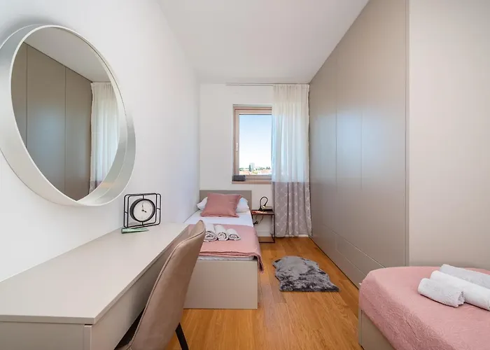 D-apartment - With Garage And Balcony *