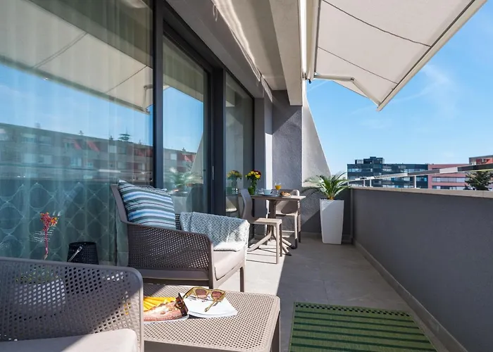 D-apartment - With Garage And Balcony 公寓