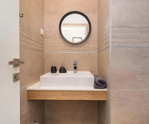 D-apartment - With Garage And Balcony * Zadar