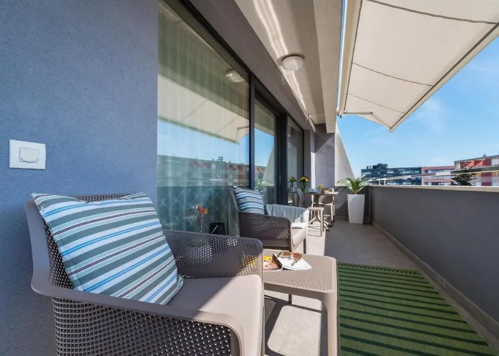 D-apartment - With Garage And Balcony * Zadar