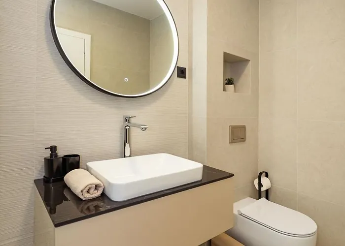 D-apartment - With Garage And Balcony