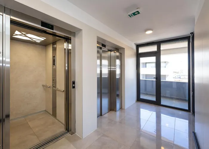 D-apartment - With Garage And Balcony Apartman