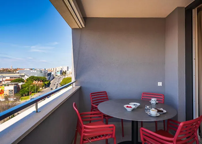 D-apartment - With Garage And Balcony Задар