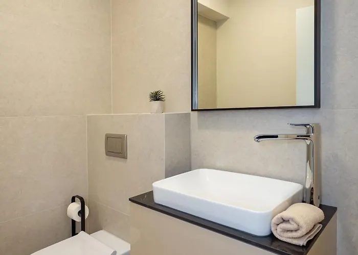 D-apartment - With Garage And Balcony Apartman