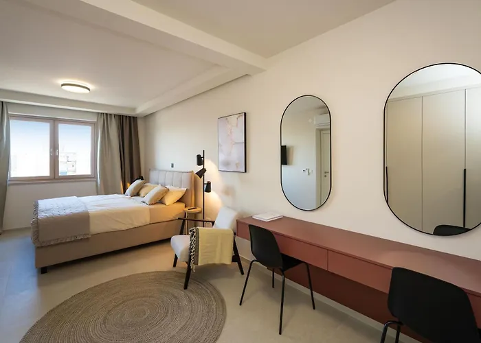 D-apartment - With Garage And Balcony Zadar