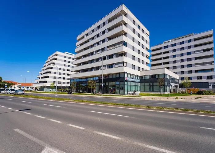 Apartman D-apartment - With Garage And Balcony