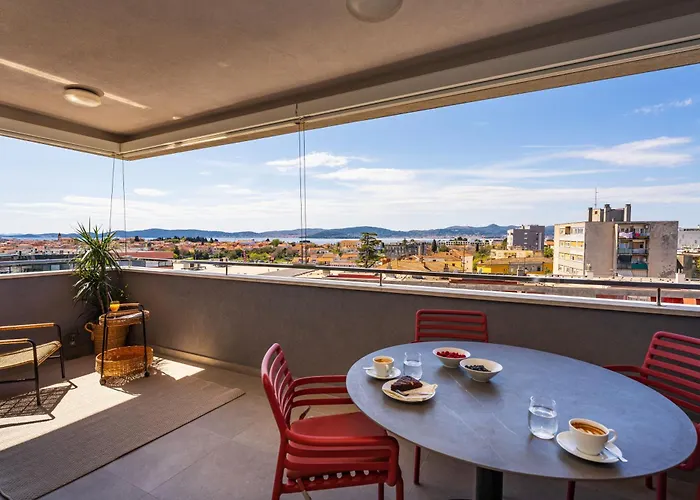 Apartman D-apartment - With Garage And Balcony Zadar